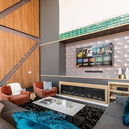 Brand New Gorgeous 1Br Apartment I Gym + Free Park 콜럼버스 외부 사진